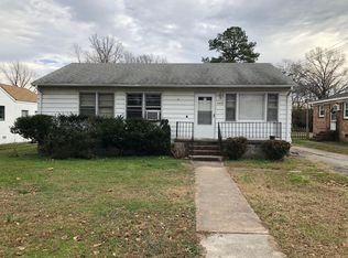 3406 Woodlawn St, Hopewell, VA 23860