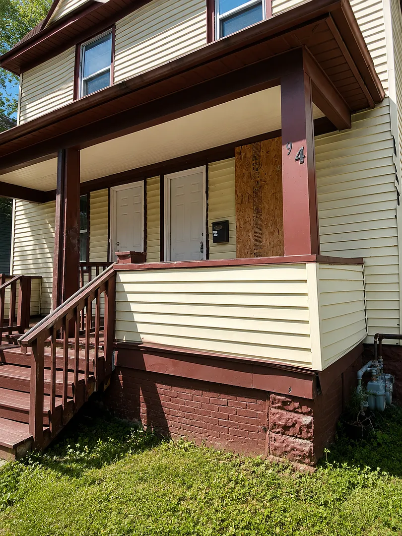 92-94 Warsaw Street — Photo 2