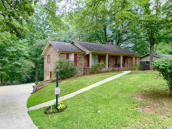 1819 Poplar Dr, Gardendale, AL 35071