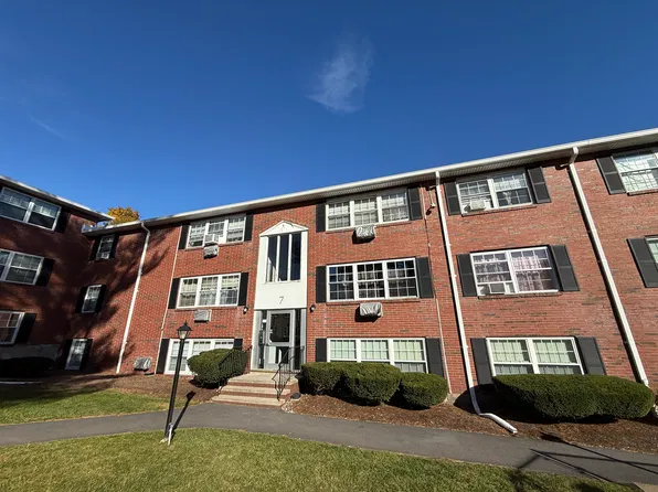 7 Tara Dr, Weymouth, MA