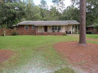 44 Pine Valley Cir, Moultrie, GA 31768