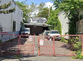 140 Summer Ave, Newark, NJ 07104