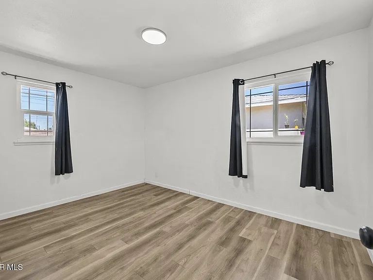 1135 W Pillsbury St #1135 — Photo 18