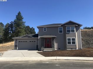 1400 Katie Dr, Roseburg, OR 97471