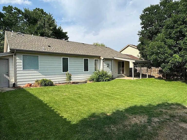 2231 Water Blossom Ln — Photo 7