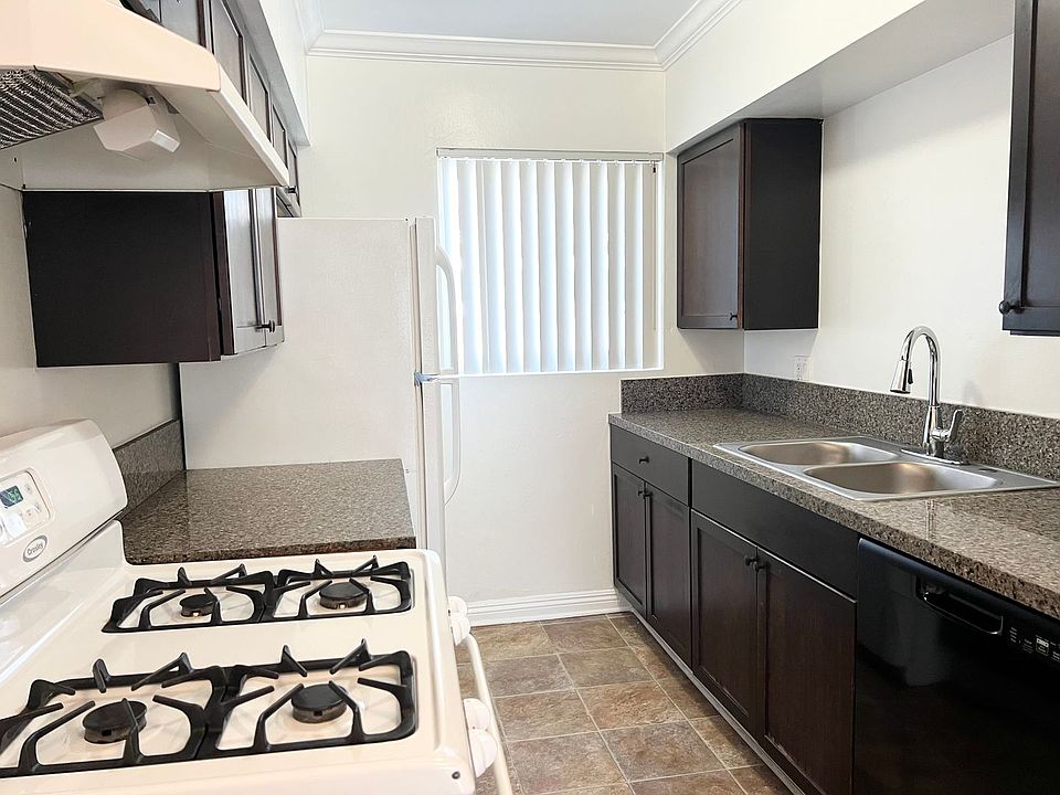 1st image of 2212 1/2 Grand Ave #0