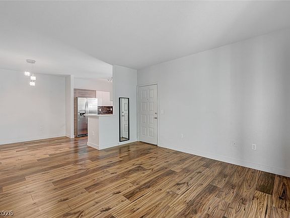 4th image of 75 N Valle Verde Dr APT 1324