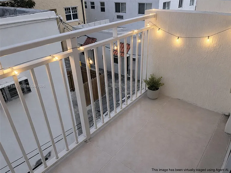 1020 SW 4th St #102 — Photo 8
