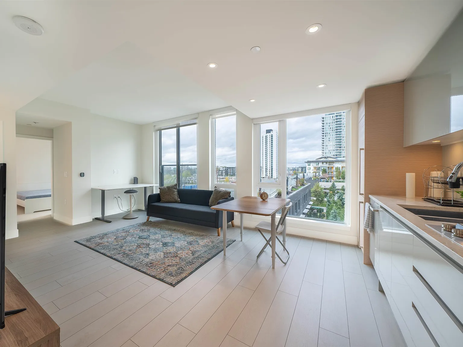 1 bed, 650 sqft, $2,500 — Photo 2