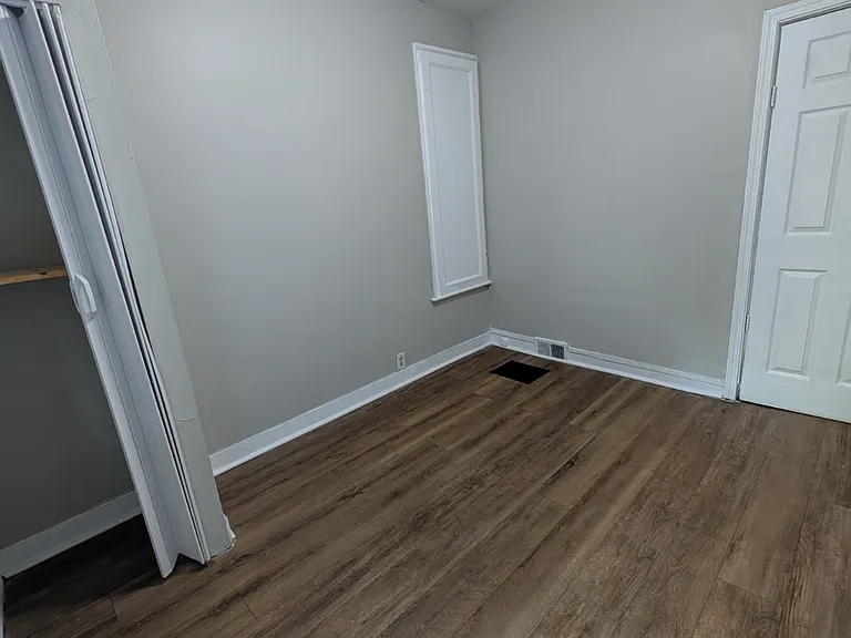 32 Bright St #1 — Photo 4