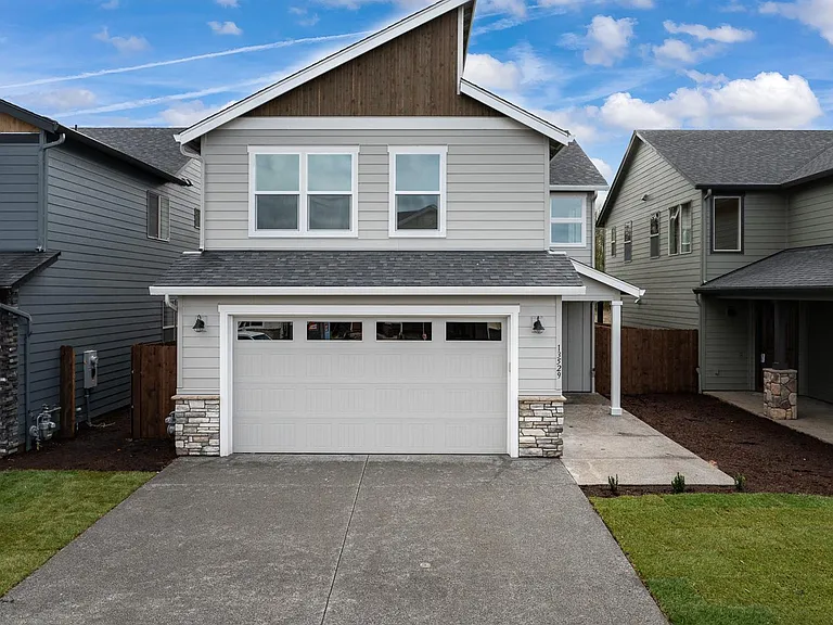 13529 NE 109th Way — Photo 1