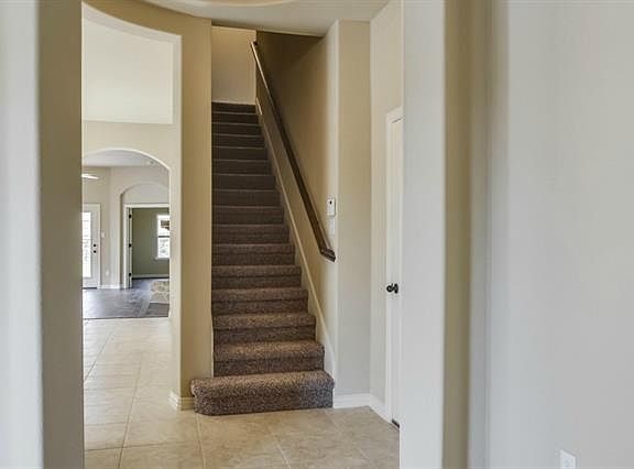 2nd image of 3036 Waterfall Dr