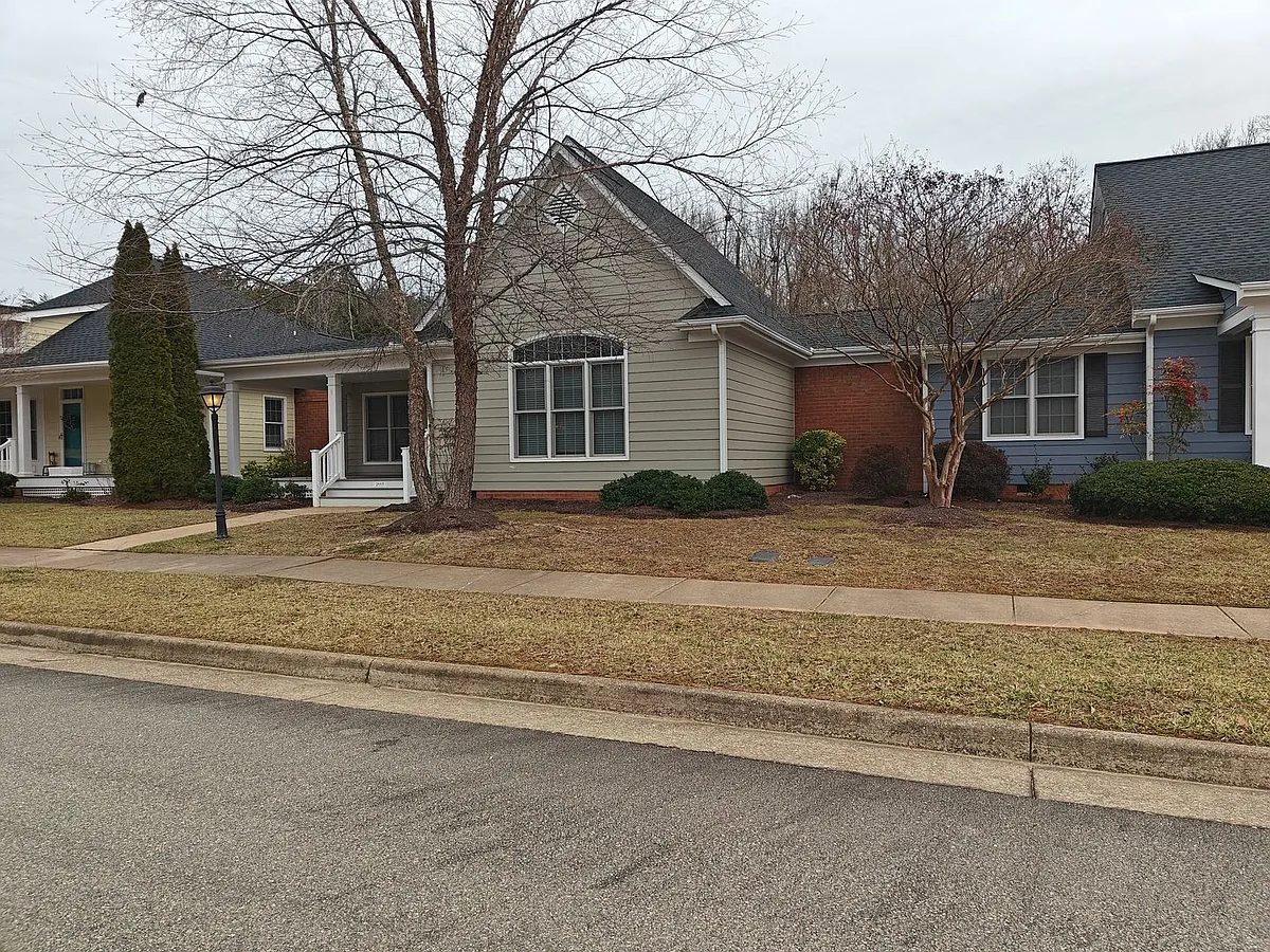 Building Photo - 2117 Old Homestead Pl