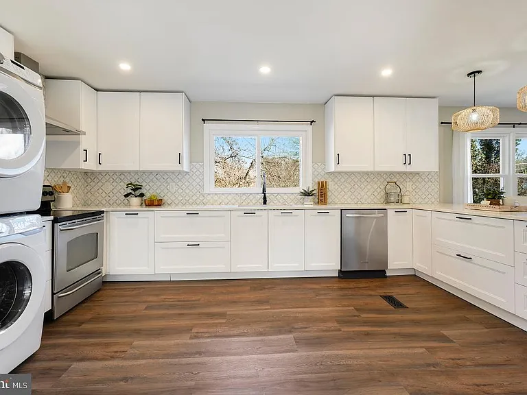 87 Fisher Ln — Photo 6