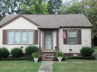 107 Walnut St, Cowan, TN 37318