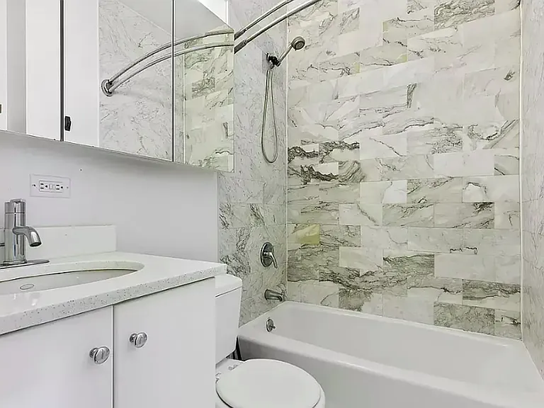 384 Broome St #16 — Photo 5