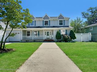 5 Haven St, Port Monmouth, NJ 07758
