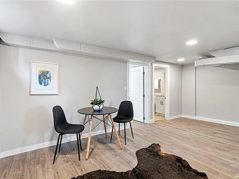 2301 Bonair Pl SE — Photo 13