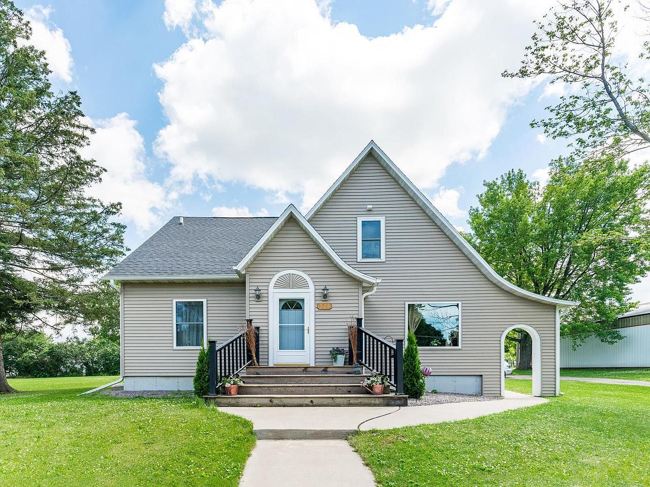 523 Kissel Ave, Cashton, WI 54619 Zillow