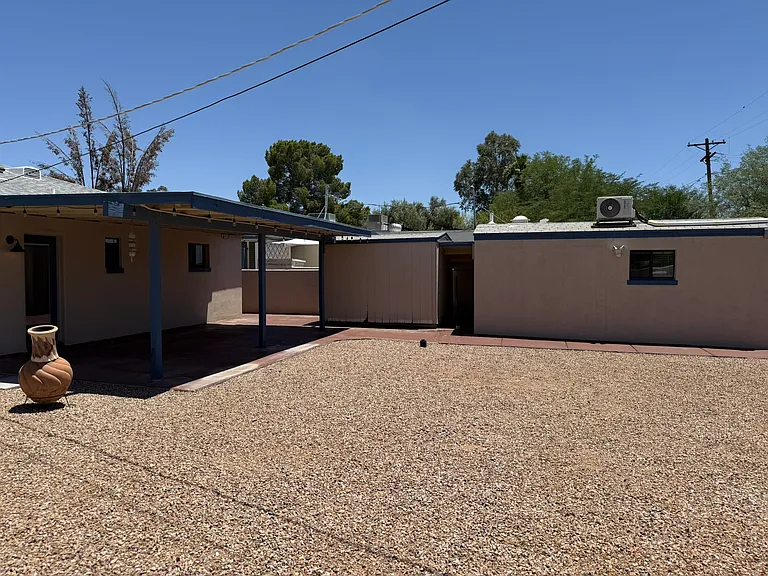 426 S Stratford Dr — Photo 54
