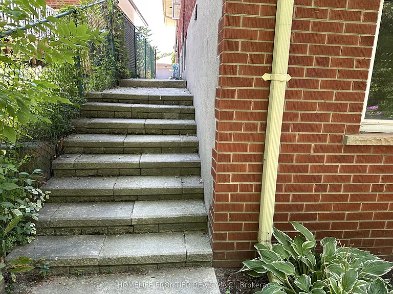11 Alpaca Dr #B — Photo 2