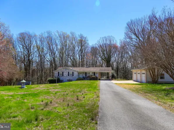 7450 Belle Ridge Ct, Hughesville, MD 20637