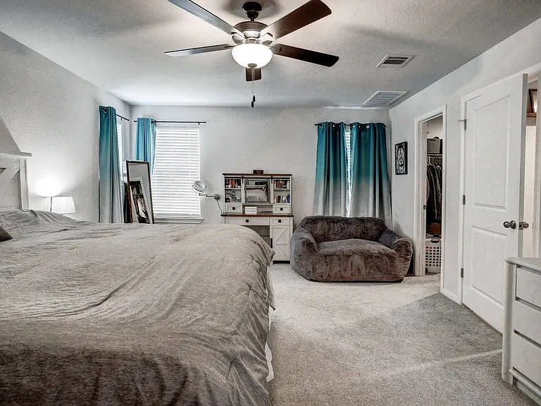 205 Driftwood Ln — Photo 18