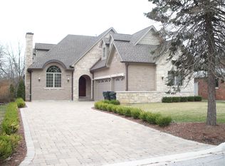 6923 N Kolmar Ave, Lincolnwood, IL