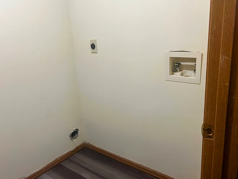 Washer and dryer hook up