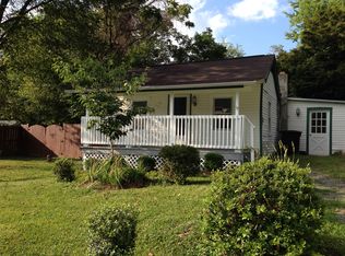 16946 Oliver St, Paeonian Springs, VA 20129