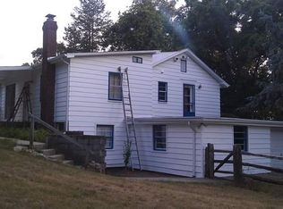 5733 Richardson Rd, Howell, MI 48843