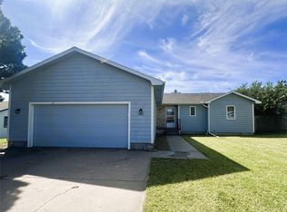 105 Kent St, Dodge City, KS 67801