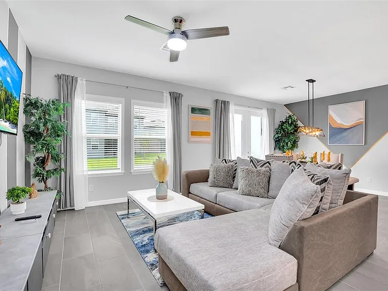 2131 Derwent Dr — Photo 36