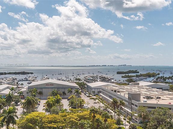 2nd image of 2669 S Bayshore Dr #902