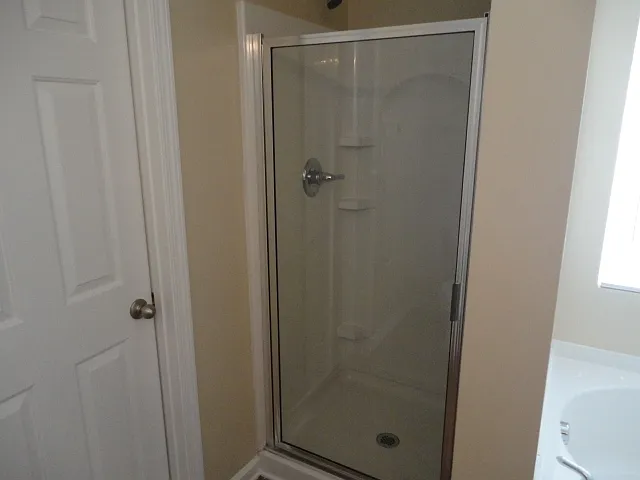 416 Magna Dr — Photo 10