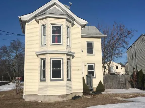 79 Compton St, Belford, NJ 07718