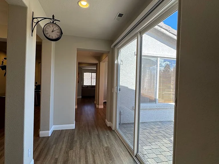 585 Seattle Slew Ct — Photo 8