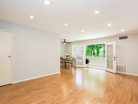 2nd image of 330 S Mentor Ave Unit 207
