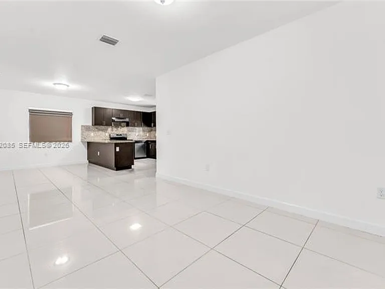 1029 SW 11th Ave #1029 — Photo 31
