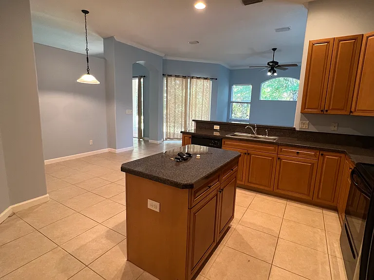 737 S Ocracoke Sq SW — Photo 10