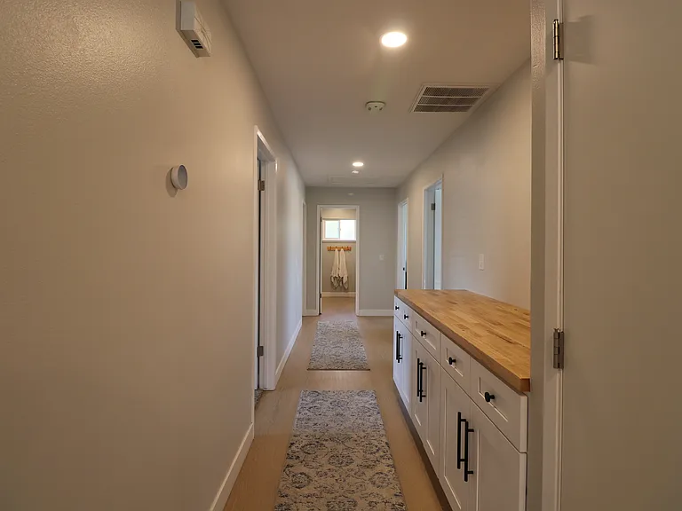 586 Poppy Ln — Photo 13