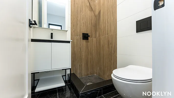 Rented by Nooklyn NYC LLC | media 17