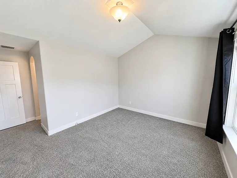 4492 W Watchmen Way — Photo 11