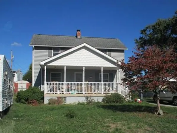 126 1st St, Mather, PA 15346