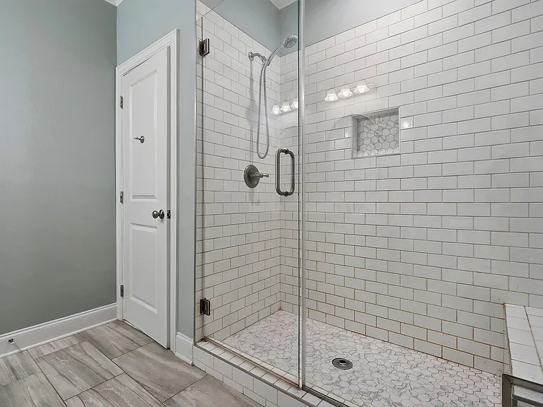 573 Circle Dr — Photo 22