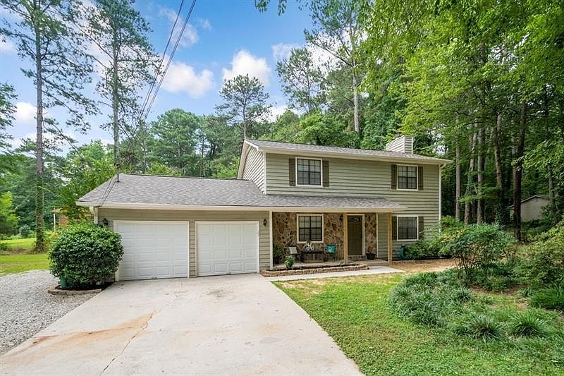 1st image of 3308 Oak Dr