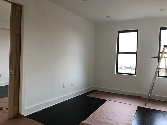 Rented by MQ Realty LLC | media 10