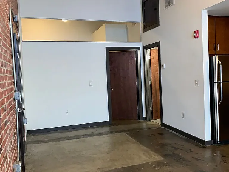 703 N Harrison Street 410 Hancock St — Photo 26