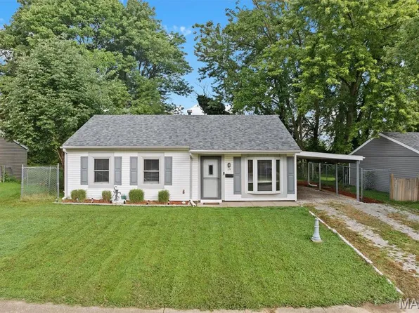 124 Rosette Dr, Belleville, IL 62220