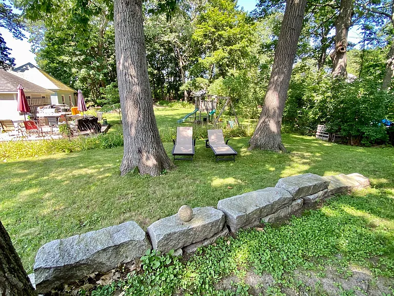 12 Glenwood Ave — Photo 19